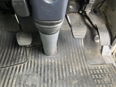 MITSUBISHI CANTER