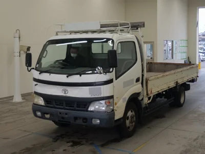 TOYOTA DYNA