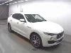 MASERATI LEVANTE 1