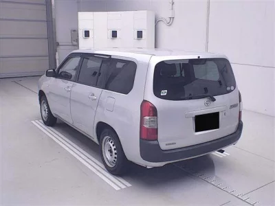 TOYOTA SUCCEED