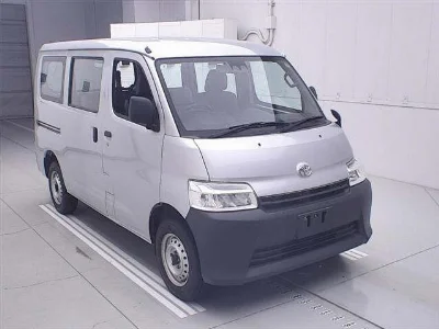 TOYOTA TOWN ACE VAN