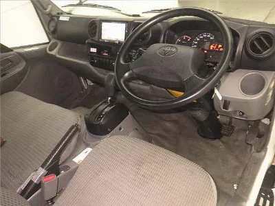 TOYOTA DYNA