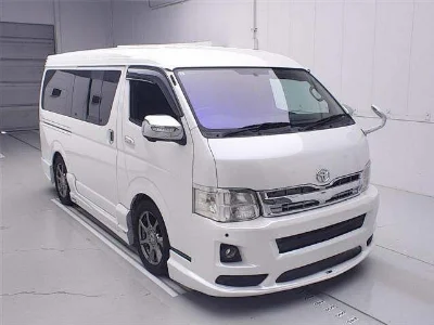 TOYOTA REGIUS ACE VAN
