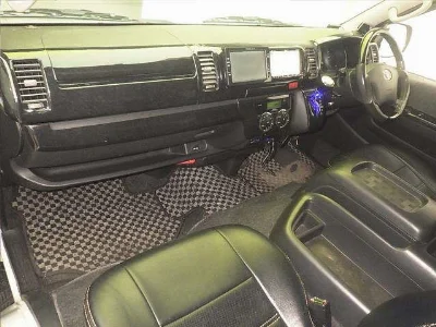 TOYOTA REGIUS ACE VAN