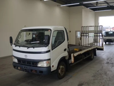 TOYOTA DYNA