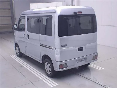 TOYOTA PIXIS VAN