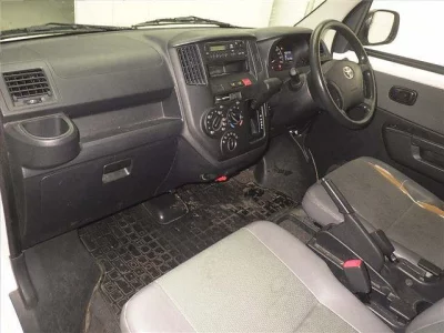 TOYOTA TOWN ACE VAN