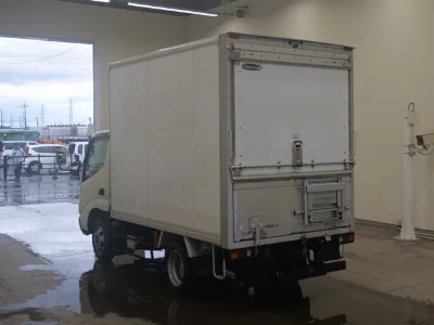 TOYOTA DYNA