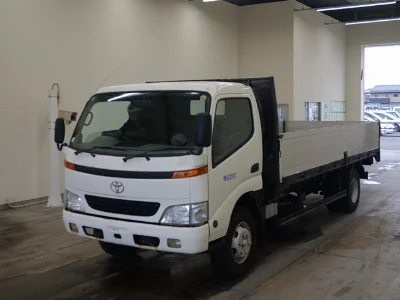TOYOTA DYNA