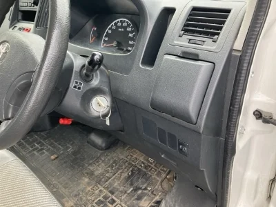 TOYOTA LITE ACE VAN