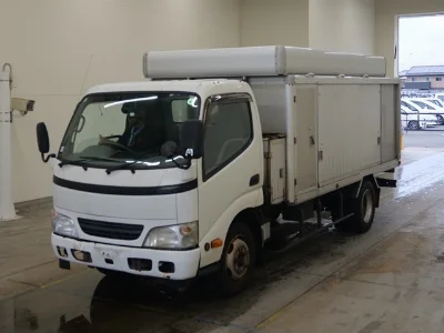 TOYOTA DYNA