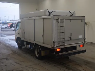 TOYOTA DYNA