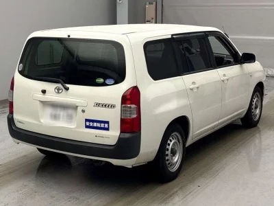 TOYOTA SUCCEED