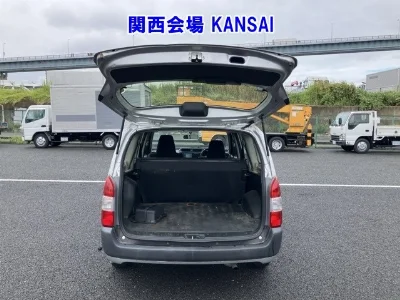 TOYOTA SUCCEED