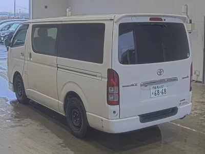 TOYOTA REGIUS ACE VAN