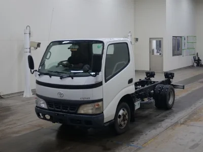 TOYOTA DYNA