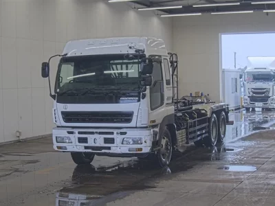 ISUZU GIGA