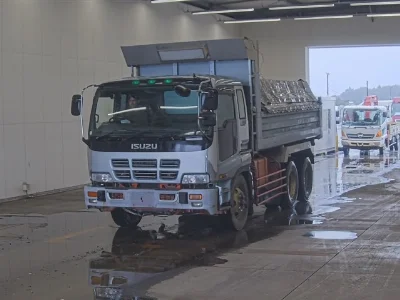 ISUZU GIGA