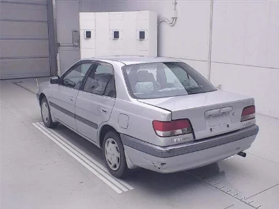 TOYOTA CARINA