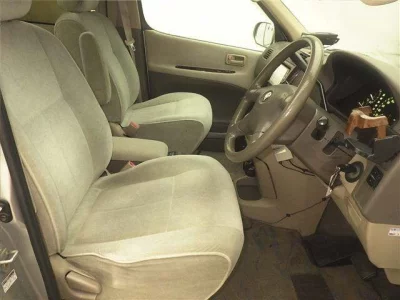 TOYOTA GRANVIA