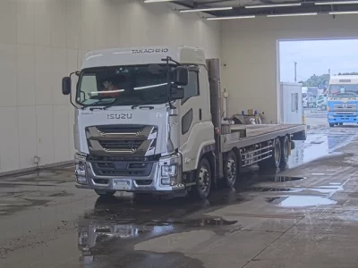 ISUZU GIGA
