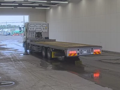 ISUZU GIGA