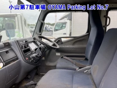 MITSUBISHI FUSO CANTER GUTS