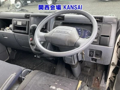 MITSUBISHI CANTER
