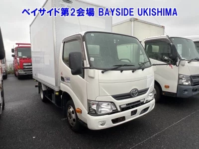 TOYOTA DYNA