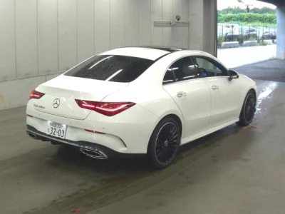MERCEDES BENZ CLA
