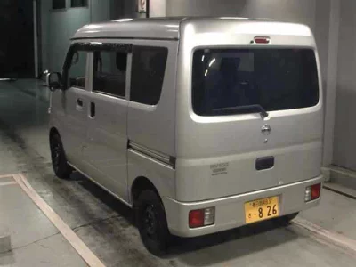 NISSAN CLIPPER VAN