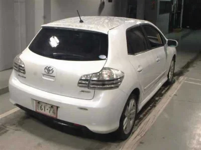 TOYOTA BLADE