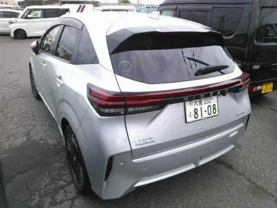NISSAN AURA