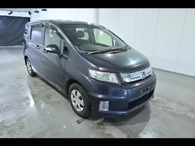 HONDA FREED SPIKE