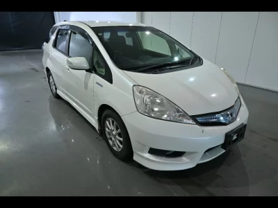 HONDA FIT SHUTTLE