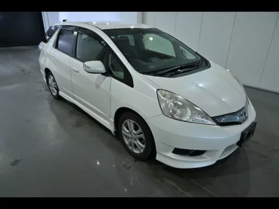 HONDA FIT SHUTTLE