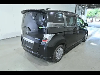 HONDA FREED SPIKE