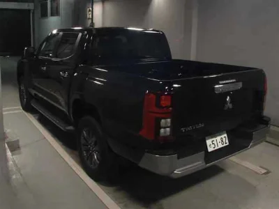 MITSUBISHI TRITON