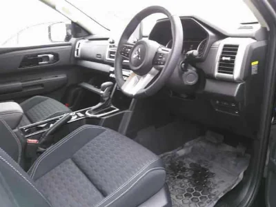 MITSUBISHI TRITON