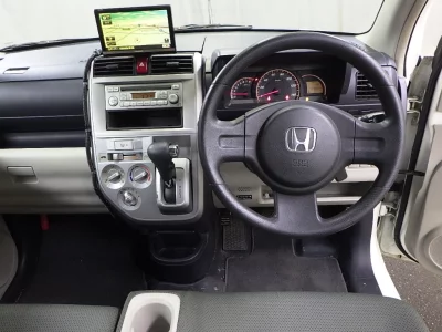 HONDA ZEST