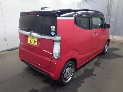 HONDA N BOX SLASH
