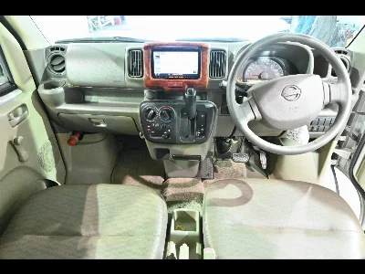 NISSAN CLIPPER VAN