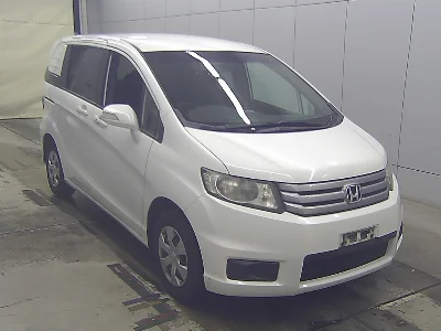 HONDA FREED SPIKE