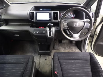 HONDA STEP WAGON