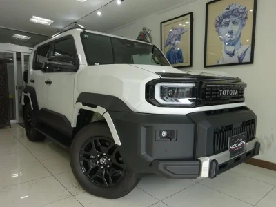 TOYOTA LAND CRUISER FJ