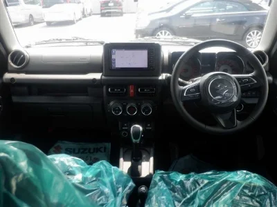 SUZUKI JIMNY NOMADE