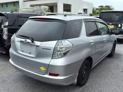 HONDA FIT SHUTTLE
