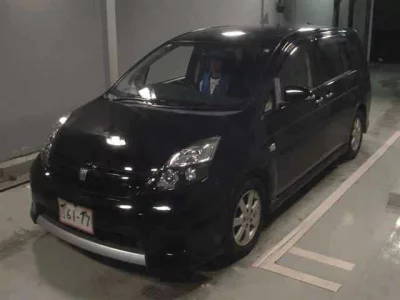 TOYOTA ISIS