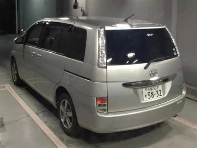 TOYOTA ISIS
