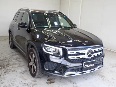 MERCEDES BENZ GLB